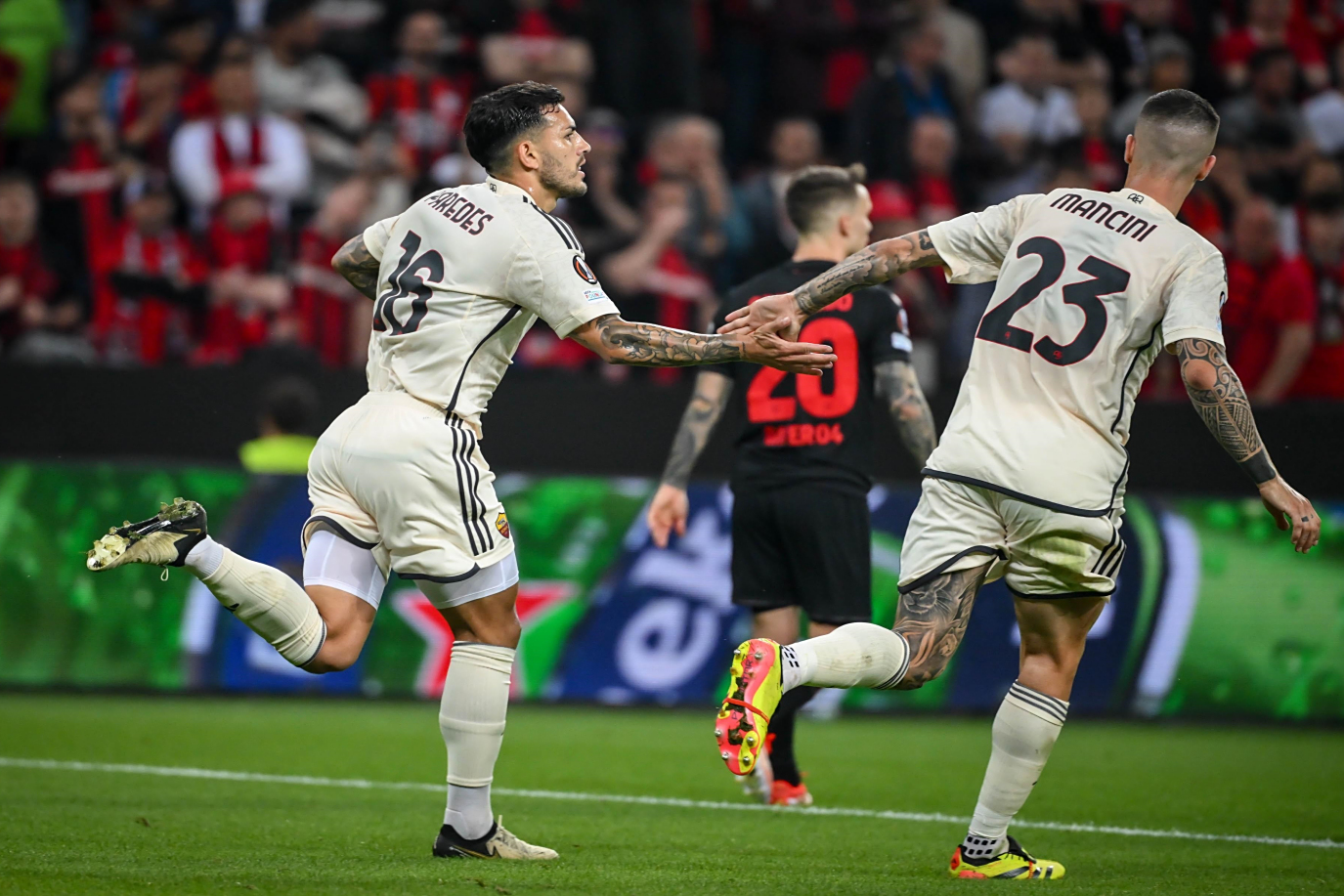 开云-塞尔维亚队带队取胜！，Uzi重要时刻晋级下一阶段引发球迷热议-开云